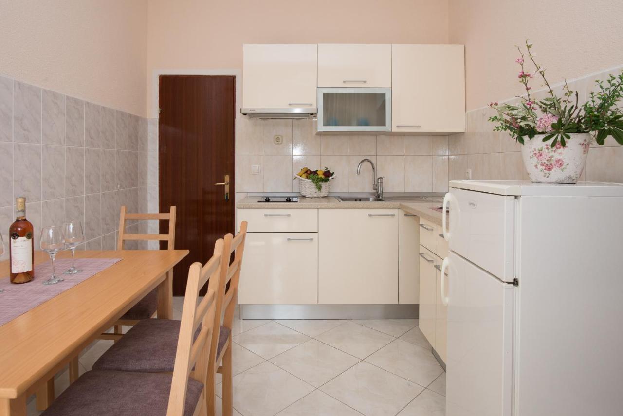 Topic Apartments Vodice Luaran gambar