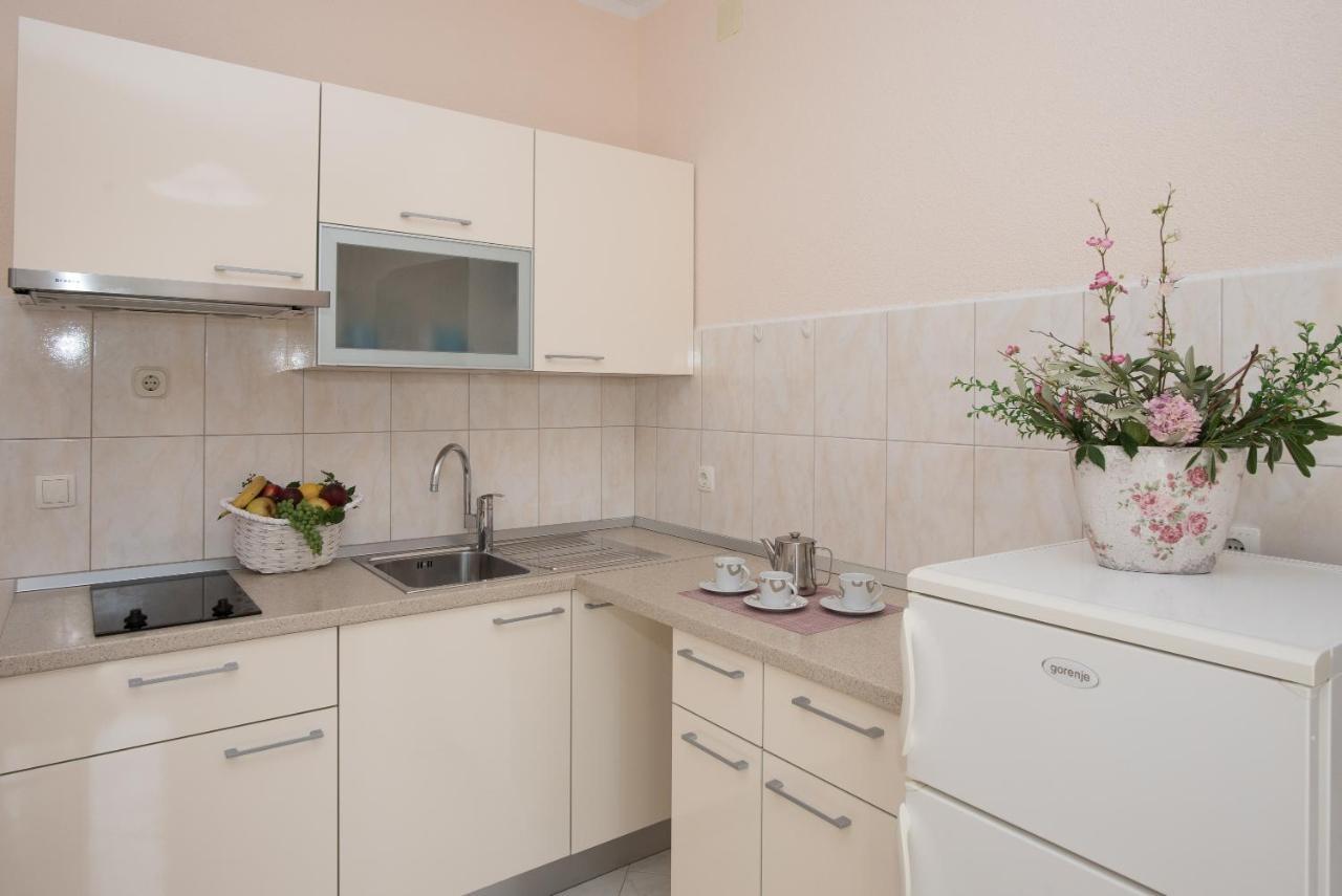 Topic Apartments Vodice Luaran gambar