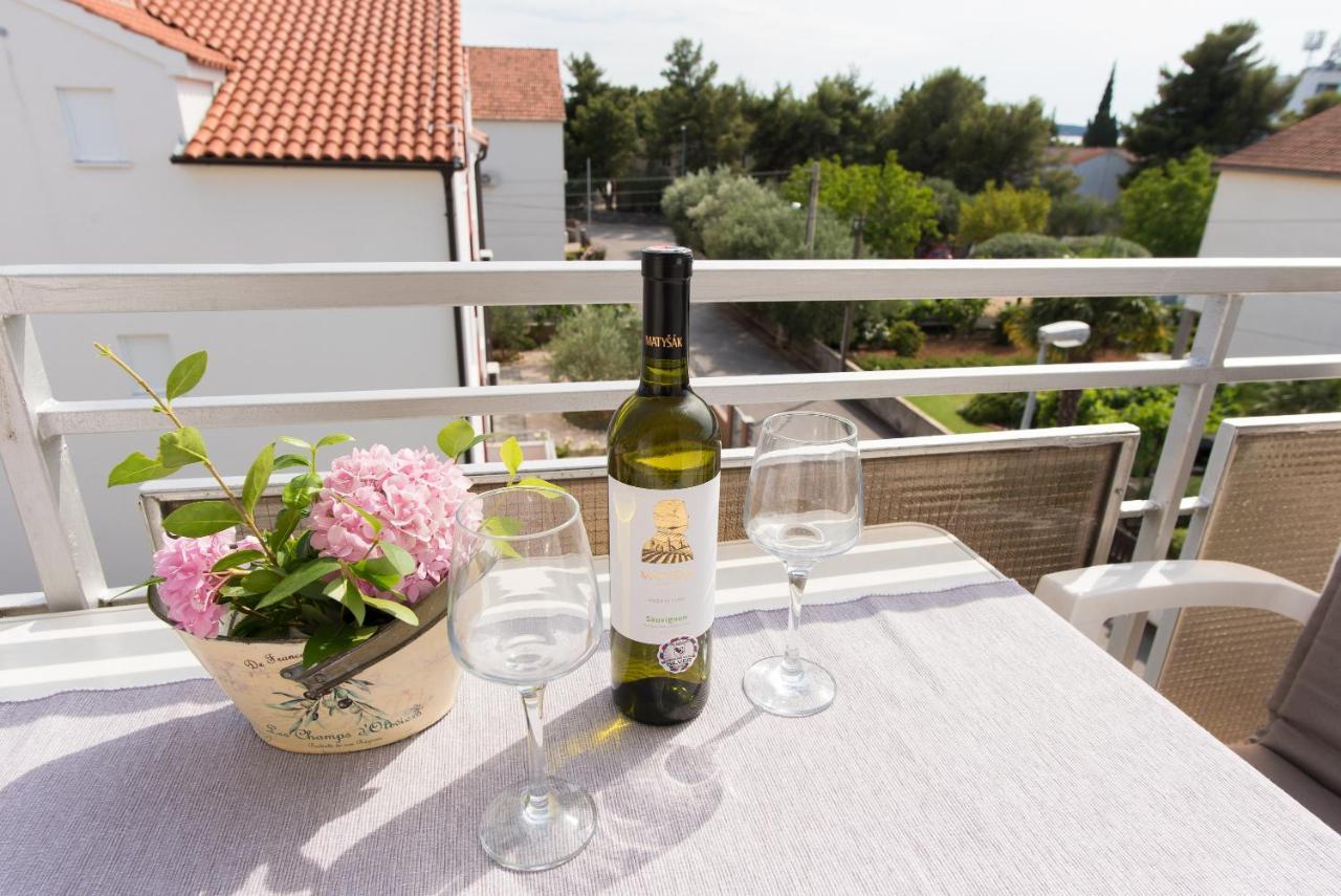 Topic Apartments Vodice Luaran gambar