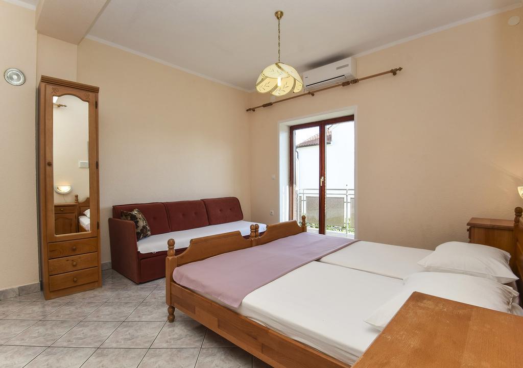 Topic Apartments Vodice Luaran gambar